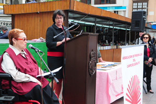 La Plaza Alta acoge la conmemoración del Día Mundial de la Fibromialgia