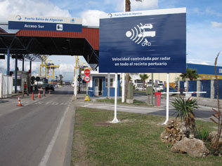 El Puerto de Algeciras pone en marcha los radares de control de velocidad