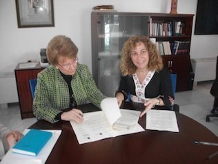 Dos Orillas apoya la integración del discapacitado firmando un convenio con la federación Feproami