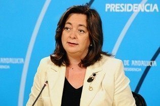 Moreno teme "un doble recorte educativo" por las reformas del PP