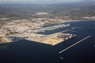 En Brasil, España consagra su importancia como conexión marítima entre Europa y Sudamérica