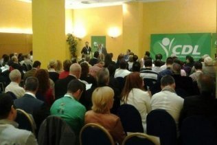 Centro Democrático Liberal de Algeciras opta por la disolución