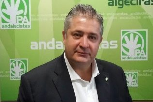José María España (PA-Algeciras) dimite