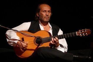 Paco Montalvo y su violín flamenco llega al V Encuentro Internacional de Guitarra Paco de Lucía"