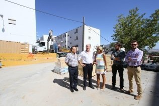 Las obras de saneamiento en la urbanización Averroes acabarán antes de fin de mes
