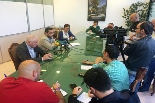 Franco lamenta el escaso protagonismo de La Línea en la visita del ministro Margallo