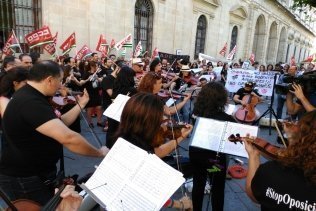 El profesorado interno de los conservatorios andaluces decide por unanimidad hacer huelga indefinida