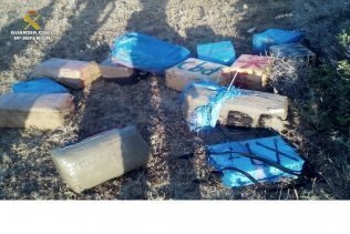 La Guardia Civil interviene 491 kgs de hachís en Arroyo Viñas, Tarifa