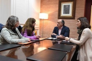 Cruz Blanca traslada al alcalde que la Junta de Andalucía "no incrementará su asignación"