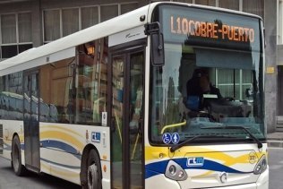 El Juzgado abre la puerta para la municipalización del servicio de autobuses urbanos