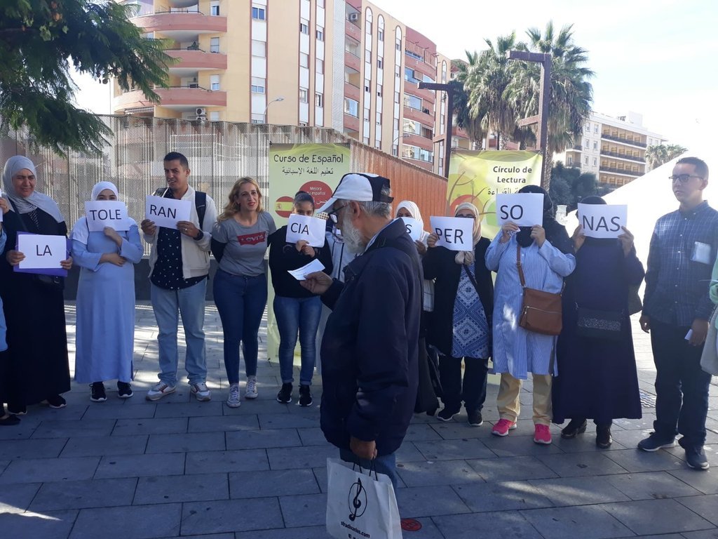 Márgenes y Vínculos vuelve con su Círculo de lectura al barrio de La Caridad de Algeciras
