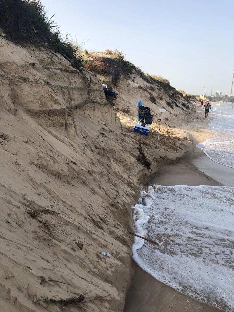Salvemos Rinconcillo espera que pese el ejemplo de municipios que ya han protegido sus playas con diques sumergidos