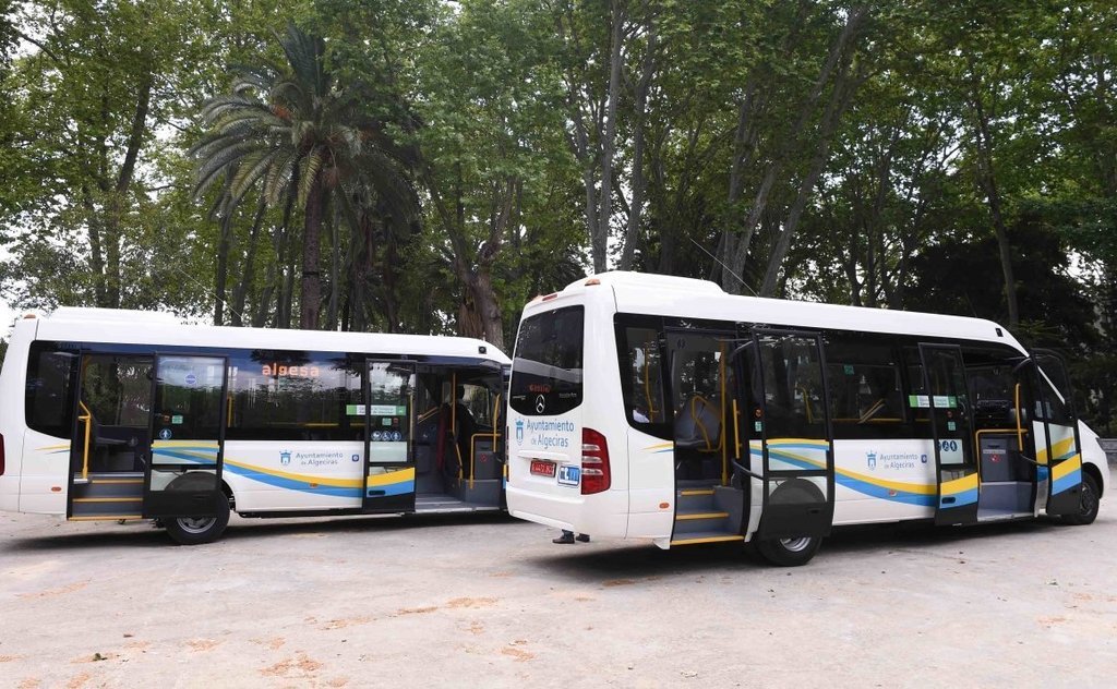 AxSí Algeciras pregunta a Landaluce (PP) dónde están los autobuses que presentó en la campaña electoral y las subvenciones"