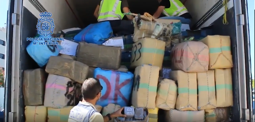Intervienen 26 toneladas de hachís en un camión procedente de Algeciras